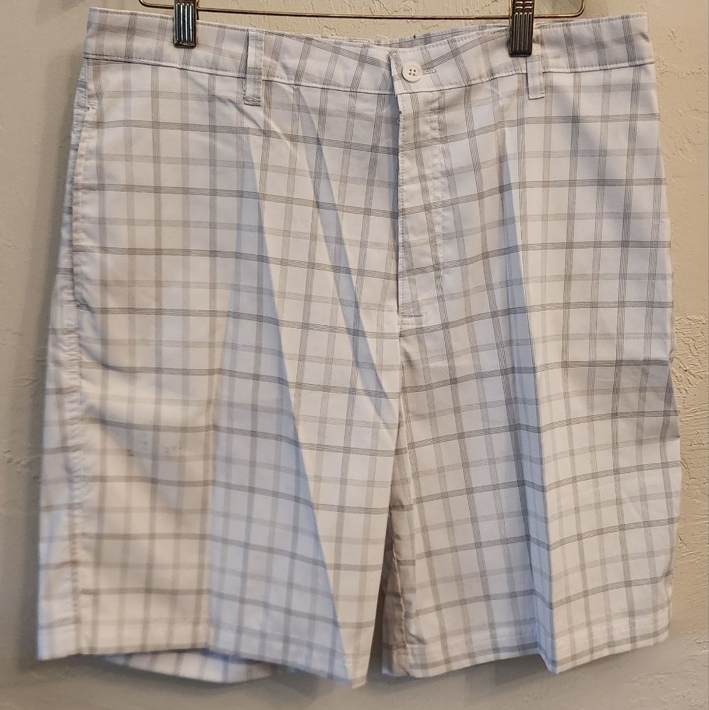 Men's White Plaid Shorts